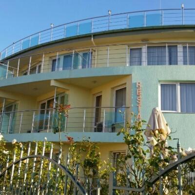 Family Hotel Coral Sozopol Exterior photo