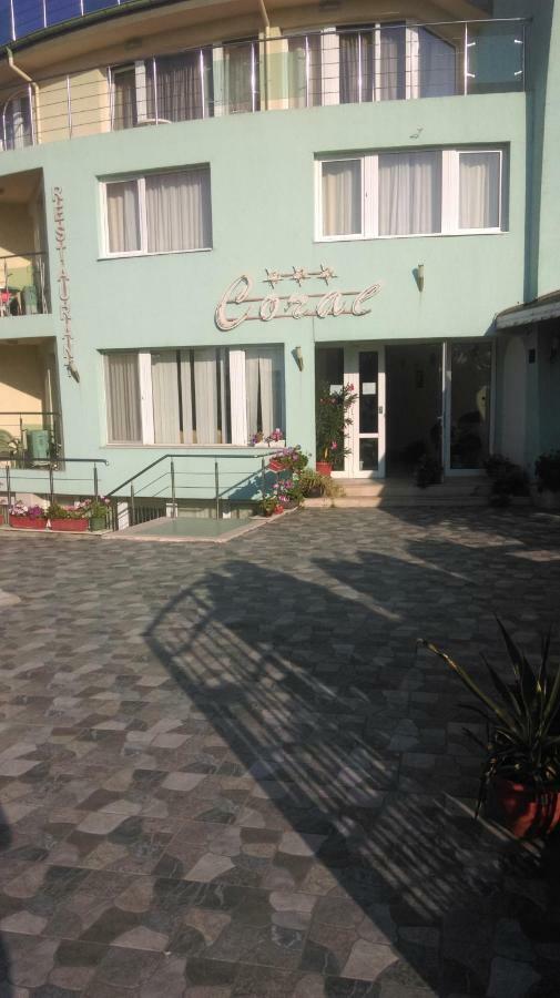 Family Hotel Coral Sozopol Exterior photo